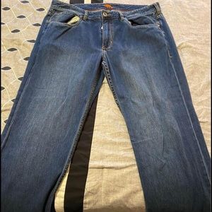 Tommy Bahama Jeans Size 38/32
